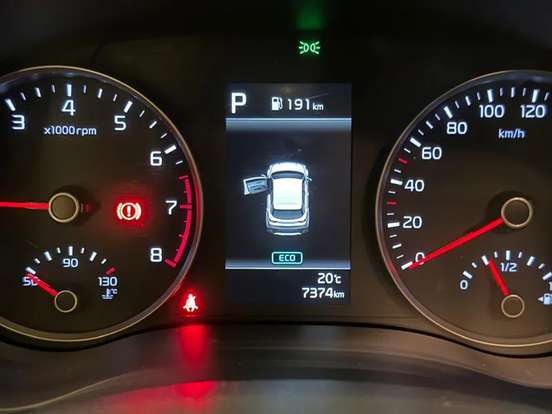 KIA-STONIC-2021