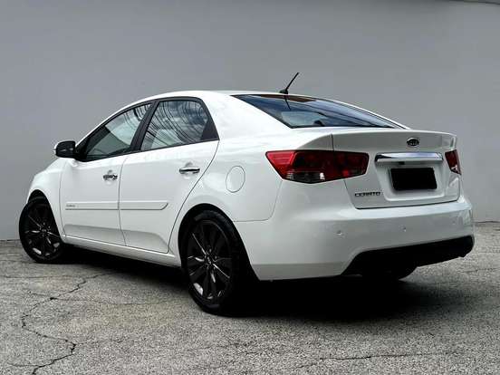 KIA-CERATO-1.6 SX3 16V GASOLINA 4P AUTOMÁTICO KIA-CERATO-2012