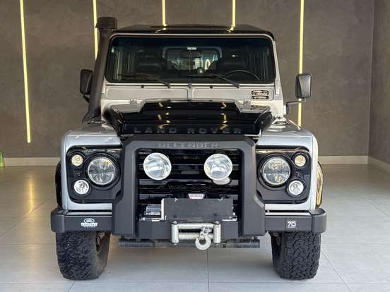 LAND ROVER-DEFENDER-2011