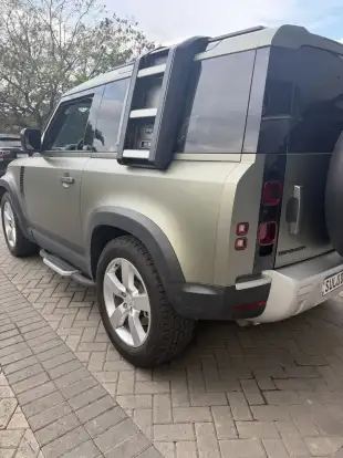 LAND ROVER-DEFENDER-2022