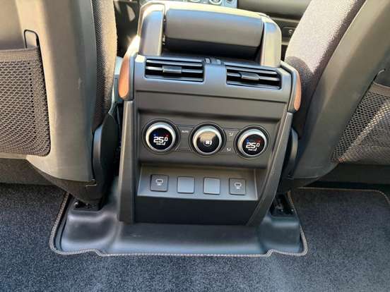 LAND ROVER-DEFENDER-2022