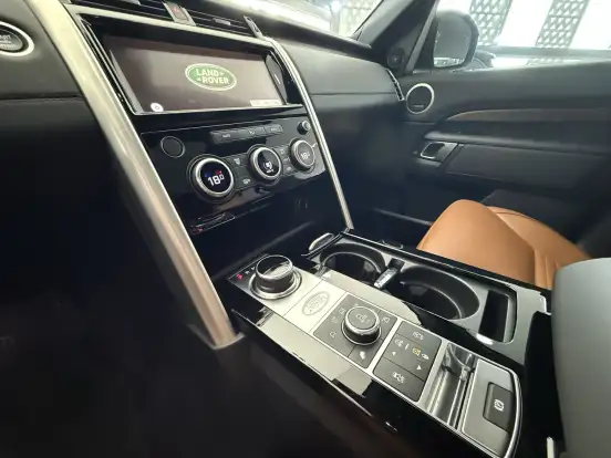 LAND ROVER-DISCOVERY-3.0 V6 TD6 DIESEL HSE LUXURY 4WD AUTOMÁTICO LAND ROVER-DISCOVERY-2020