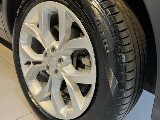 LAND ROVER-DISCOVERY SPORT-2.0 16V TD4 TURBO DIESEL HSE 4P AUTOMÁTICO LAND ROVER-DISCOVERY SPORT-2018