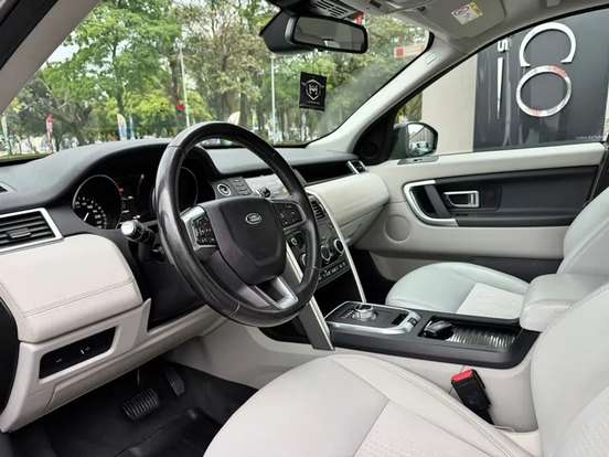 LAND ROVER-DISCOVERY SPORT-2018