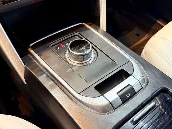 LAND ROVER-DISCOVERY SPORT-2.0 16V SI4 TURBO GASOLINA SE 4P AUTOMÁTICO LAND ROVER-DISCOVERY SPORT-2015