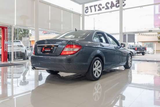 MERCEDES-BENZ-C 180-2010