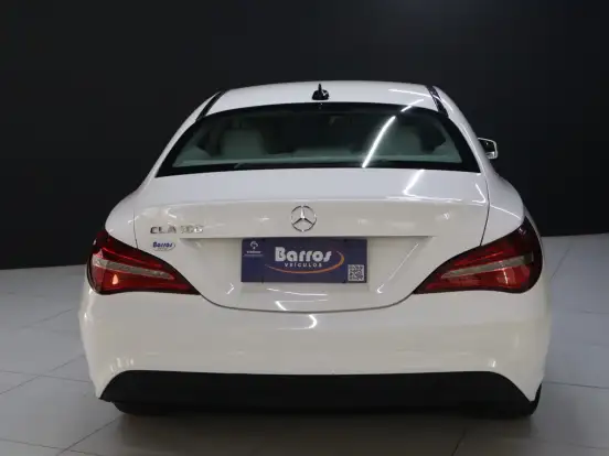 MERCEDES-BENZ-CLA 180-2018