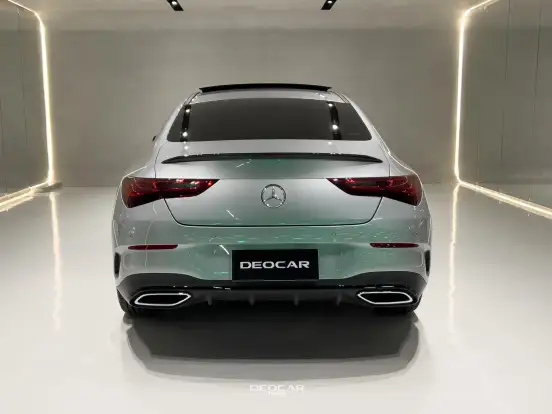 MERCEDES-BENZ-CLA 200-2025