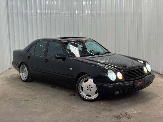MERCEDES-BENZ-E 420-4.2 ELEGANCE V8 GASOLINA 4P AUTOMÁTICO MERCEDES-BENZ-E 420-1996