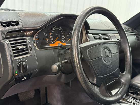 MERCEDES-BENZ-E 420-4.2 ELEGANCE V8 GASOLINA 4P AUTOMÁTICO MERCEDES-BENZ-E 420-1996