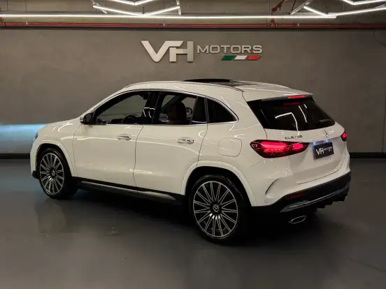 MERCEDES-BENZ-GLA 200-1.3 MHEV AMG LINE 7G-DCT MERCEDES-BENZ-GLA 200-2024