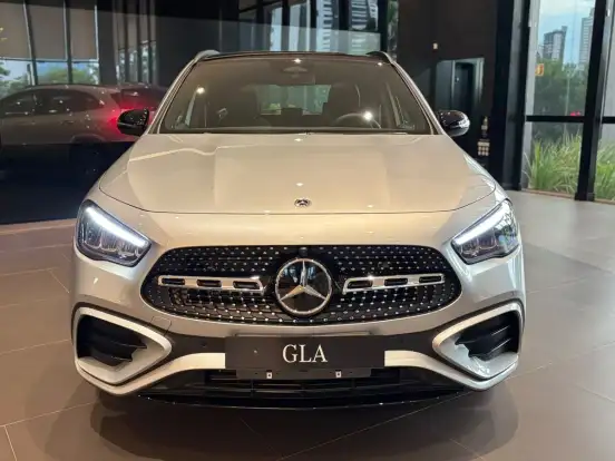 MERCEDES-BENZ-GLA 200-1.3 MHEV NIGHT EDITION 7G-DCT MERCEDES-BENZ-GLA 200-2026