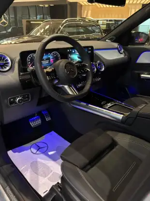 MERCEDES-BENZ-GLA 200-2026