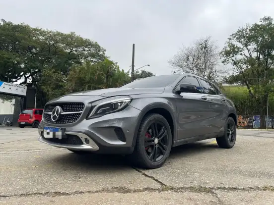 MERCEDES-BENZ-GLA 200-1.6 CGI ENDURO 16V TURBO FLEX 4P AUTOMÁTICO MERCEDES-BENZ-GLA 200-2017