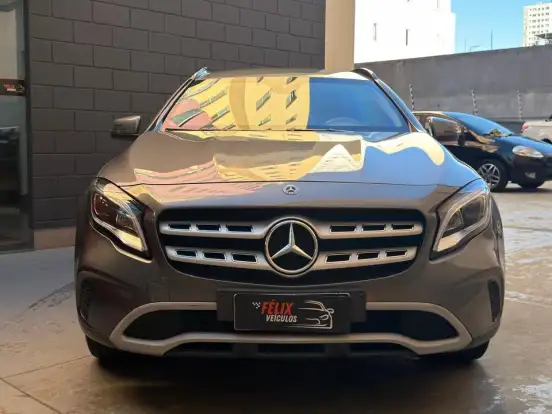 MERCEDES-BENZ-GLA 200-1.6 CGI FLEX STYLE 7G-DCT MERCEDES-BENZ-GLA 200-2019