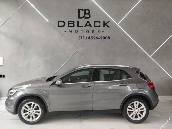 Mercedes-Benz GLA 200 1.6 CGI Advance 16V Turbo Flex 4P Automático