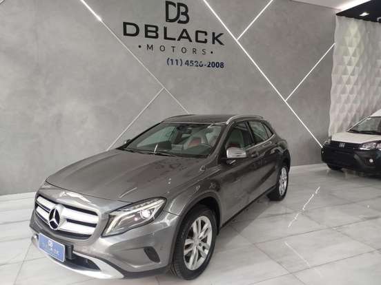 MERCEDES-BENZ-GLA 200-2016