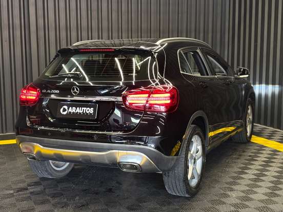 MERCEDES-BENZ-GLA 200-1.6 CGI FLEX ADVANCE 7G-DCT MERCEDES-BENZ-GLA 200-2018