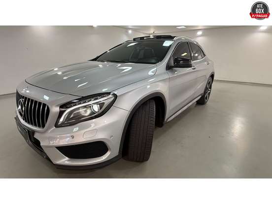 MERCEDES-BENZ-GLA 250-2.0 16V TURBO GASOLINA SPORT 4P AUTOMÁTICO MERCEDES-BENZ-GLA 250-2015