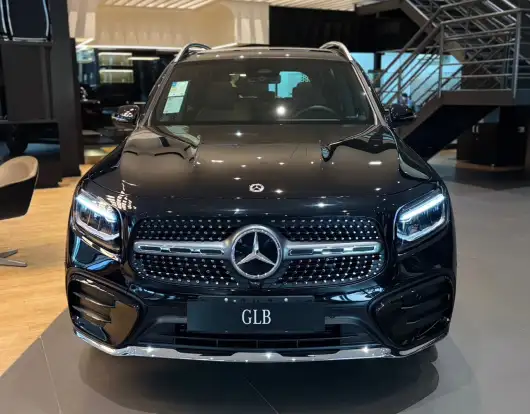 MERCEDES-BENZ-GLB 220-2026