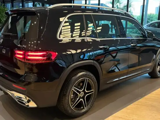 MERCEDES-BENZ-GLB 220-2.0 MHEV AMG LINE 4MATIC 8G-DCT MERCEDES-BENZ-GLB 220-2026