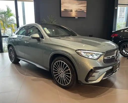 MERCEDES-BENZ-GLC 300-2026