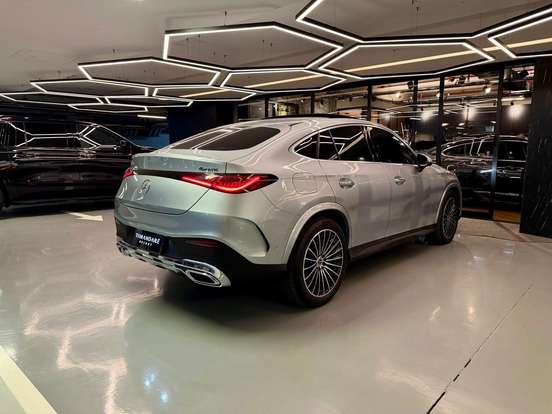 MERCEDES-BENZ-GLC 300-2026