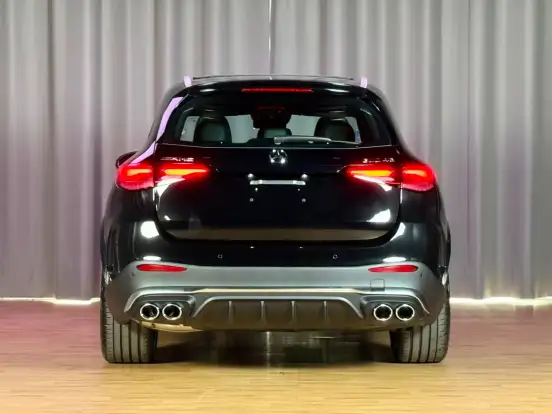 MERCEDES-BENZ-GLC 43 AMG-2025