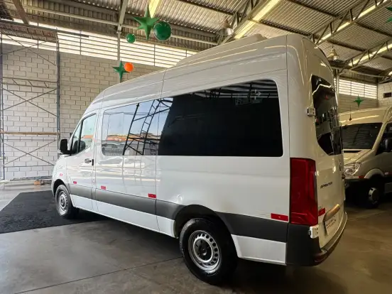 MERCEDES-BENZ-SPRINTER-2.0 CDI DIESEL VAN 417 TA LONGO 16L MANUAL MERCEDES-BENZ-SPRINTER-2023