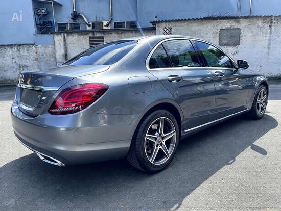 MERCEDES-BENZ-C 180-2019