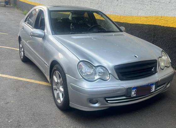 Mercedes-Benz C 180 K 1.8 Classic Kompressor 16V 143 CV Gasolina 4P Automático