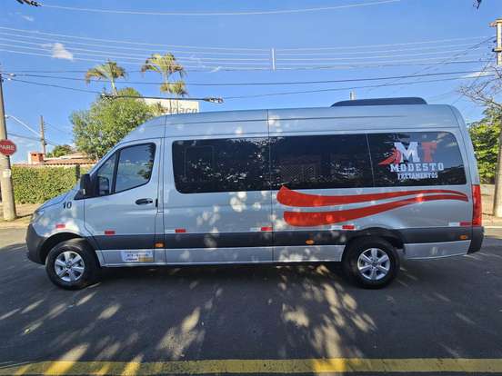 MERCEDES-BENZ-SPRINTER-2023