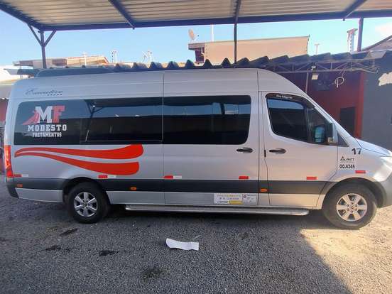 MERCEDES-BENZ-SPRINTER-2023