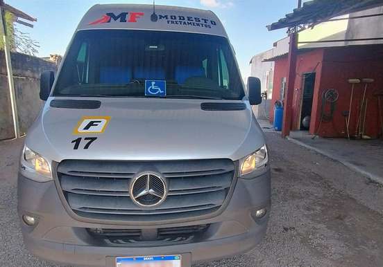 MERCEDES-BENZ-SPRINTER-2023
