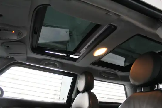 MINI-COOPER-2009