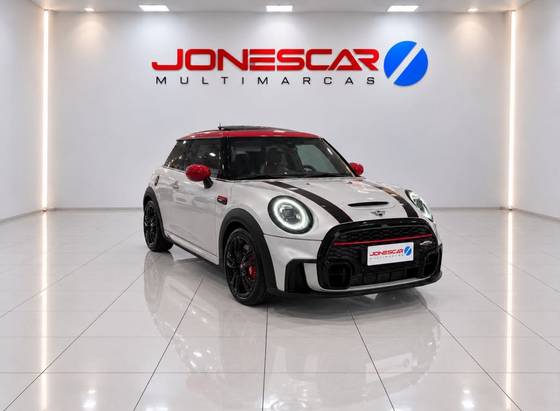 Mini Cooper 2.0 16V Twinpower Gasolina John Cooper Works 2P Steptronic