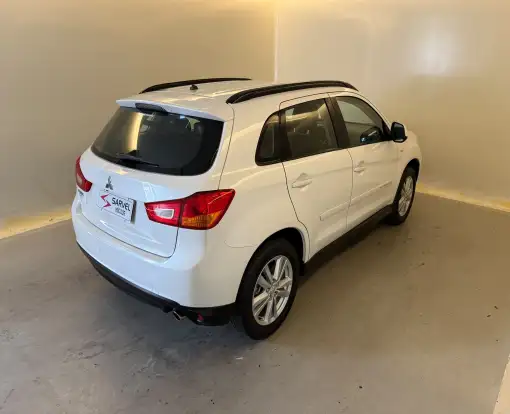 MITSUBISHI-ASX-2012