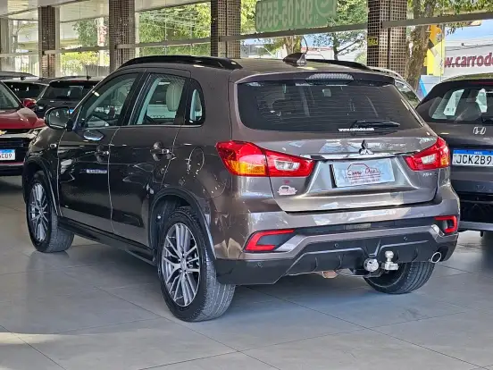MITSUBISHI-ASX-2019