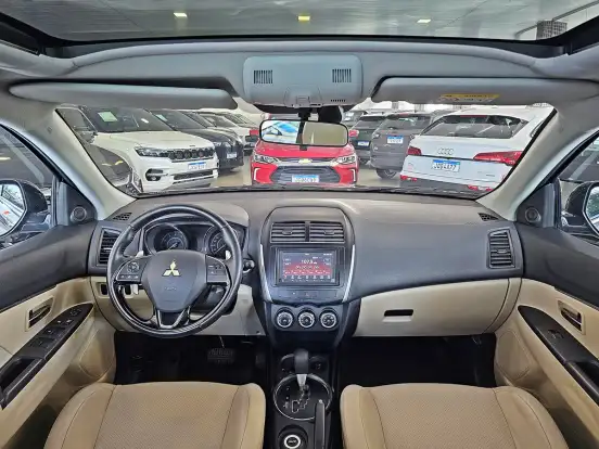 MITSUBISHI-ASX-2019