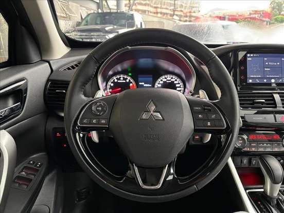 MITSUBISHI-ECLIPSE CROSS-1.5 MIVEC TURBO GASOLINA HPE-S CVT MITSUBISHI-ECLIPSE CROSS-2024