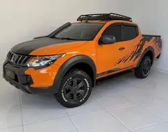 MITSUBISHI L200 TRITON 2.4 16V TURBO DIESEL SAVANA GLS CD 4X4 AUTOMÁTICO MITSUBISHI L200 TRITON 2.4 16V TURBO DIESEL SAVANA GLS CD 4X4 AUTOMÁTICO