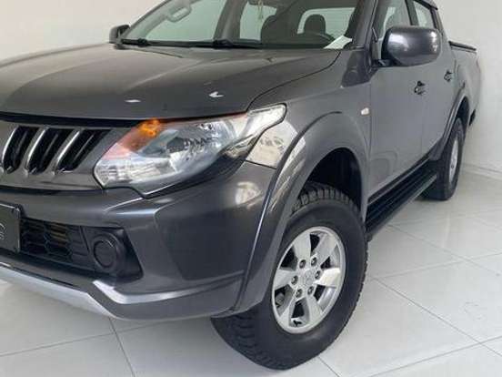 MITSUBISHI-L200 TRITON-2.4 16V TURBO DIESEL SPORT GLS CD 4P 4X4 AUTOMÁTICO MITSUBISHI-L200 TRITON-2019