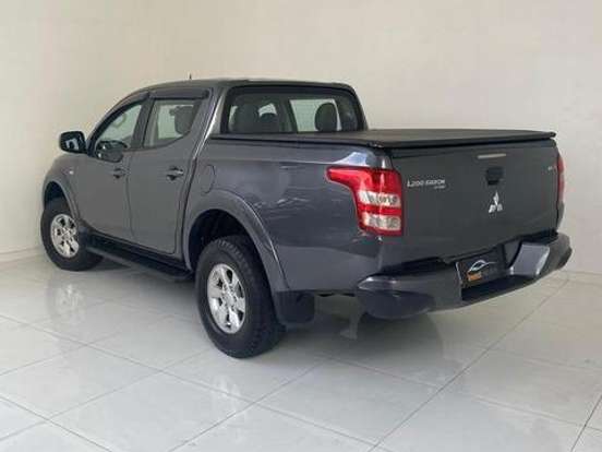 MITSUBISHI-L200 TRITON-2.4 16V TURBO DIESEL SPORT GLS CD 4P 4X4 AUTOMÁTICO MITSUBISHI-L200 TRITON-2019