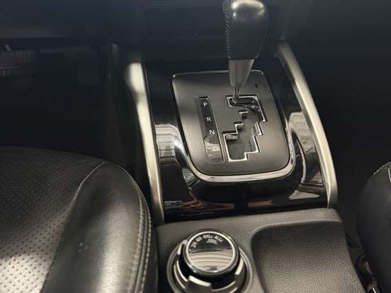 MITSUBISHI-L200 TRITON-2.4 16V TURBO DIESEL SPORT HPE CD 4P 4X4 AUTOMÁTICO MITSUBISHI-L200 TRITON-2016