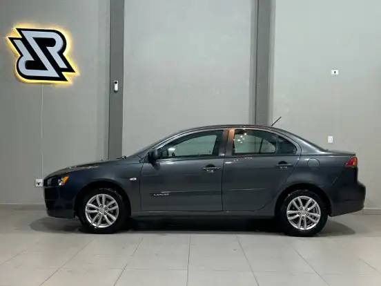 MITSUBISHI-LANCER-2.0 HLE 16V GASOLINA 4P AUTOMÁTICO MITSUBISHI-LANCER-2016