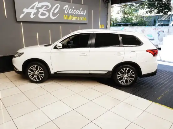 MITSUBISHI-OUTLANDER-2.0 16V GASOLINA 4P AUTOMÁTICO MITSUBISHI-OUTLANDER-2016