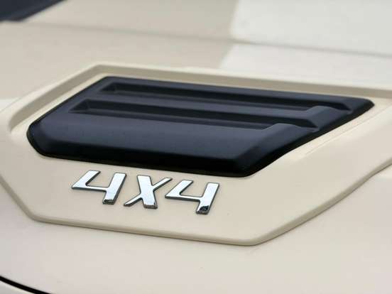 MITSUBISHI-TRITON-2.4 BITURBO DIESEL CD HPE-S 4X4 AUTOMÁTICO MITSUBISHI-TRITON-2024