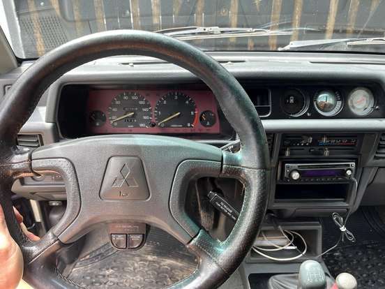 MITSUBISHI-L200-2.5 GLS HPE 4X4 CD 8V TURBO DIESEL 4P MANUAL MITSUBISHI-L200-2001