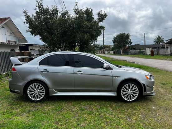 MITSUBISHI-LANCER-2015