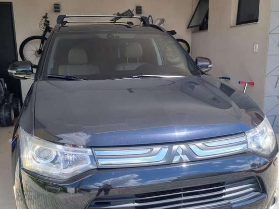 MITSUBISHI-OUTLANDER-3.0 GT 4X4 V6 24V GASOLINA 4P AUTOMÁTICO MITSUBISHI-OUTLANDER-2014